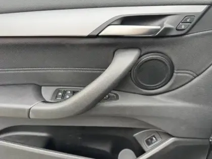 Photo 7 BMW X2  sDrive18iA 136ch Lounge DKG7