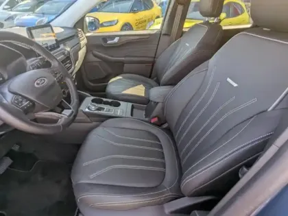 Photo 9 Ford Kuga  2.5 Duratec 190ch FHEV E85 Vignale BVA