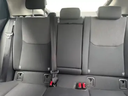 Photo 13 Toyota Prius  Rechargeable 2.0 Hybride Rechargeable 223ch Design (sans toit panoramique) MY25