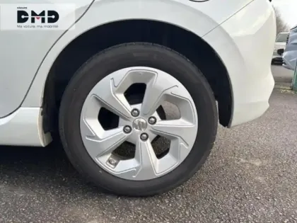 Photo 12 Suzuki Swift  1.2 Hybrid 83ch Privilège Auto