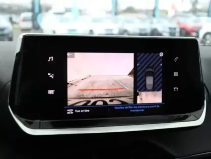 Photo 12 Peugeot 208  1.2 PureTech 100ch S&S Style EAT8