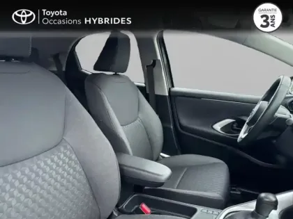 Photo 13 Toyota Yaris  116h Design 5p MY22