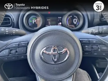 Photo 12 Toyota Yaris  116h Design 5p MY22