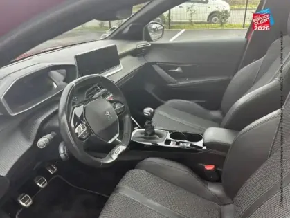 Photo 14 Peugeot 208  1.2 PureTech 100ch S&S GT Line