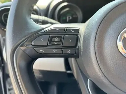 Photo 11 Toyota Yaris  Cross 116h Dynamic Business + Programme Beyond Zero Academy MY22