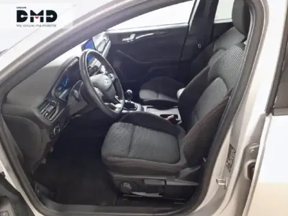 Photo 8 Ford Focus  SW 1.0 Flexifuel 125ch mHEV ST-Line