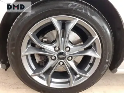 Photo 12 Ford Focus  SW 1.0 Flexifuel 125ch mHEV ST-Line