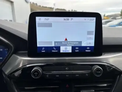 Photo 12 Ford Kuga  2.5 Duratec 190ch FHEV E85 Titanium BVA