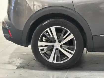 Photo 10 Peugeot 3008  Plug-in Hybrid 225ch Allure Pack e-EAT8