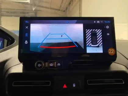 Photo 13 Peugeot Partner  M 800kg Electrique 136ch Batterie 54 kWh Pack Premium Connect