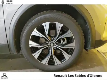 Photo 7 Renault Captur  1.6 E-Tech hybride 145ch Evolution