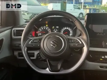 Photo 6 Suzuki Swift  1.2 Hybrid 83ch Privilège