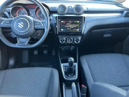 Photo 9 Suzuki Swift  1.2 Dualjet Hybrid 83ch Pack