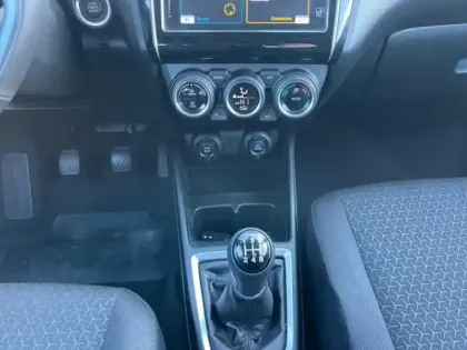 Photo 10 Suzuki Swift  1.2 Dualjet Hybrid 83ch Pack