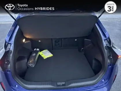 Photo 9 Toyota Yaris  Cross 116h Design Pack Cargo