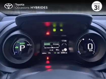 Photo 13 Toyota Yaris  Cross 116h Design Pack Cargo