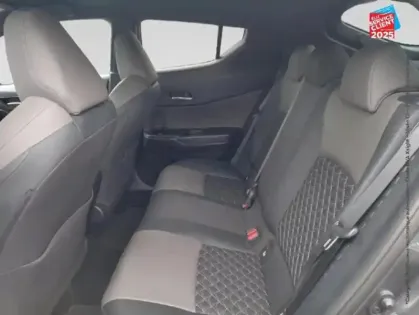 Photo 10 Toyota C-HR  184h Distinctive 2WD E-CVT MY22