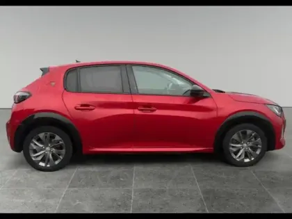 Photo 5 Peugeot 208  e- 136ch Roadtrip