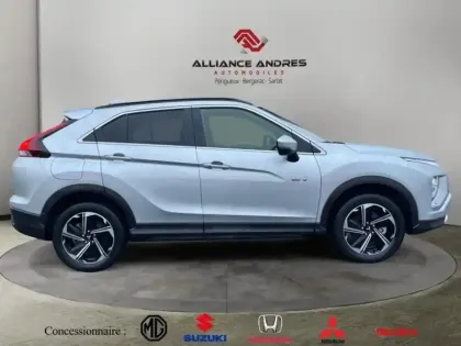 Photo 5 Mitsubishi Eclipse Cross  2.4 MIVEC PHEV 188ch Business 4WD 2023