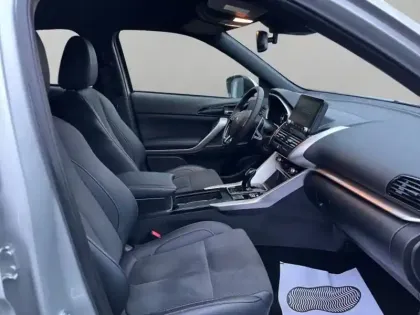 Photo 14 Mitsubishi Eclipse Cross  2.4 MIVEC PHEV 188ch Business 4WD 2023