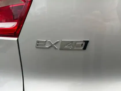 Photo 11 Volvo Ex40  Single Extended Range 252ch Plus