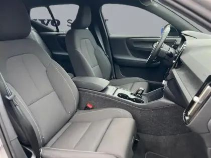 Photo 8 Volvo Ex40  Single Extended Range 252ch Plus