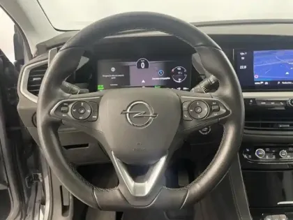 Photo 8 Opel Grandland  1.6 Turbo 225ch Hybride Ultimate