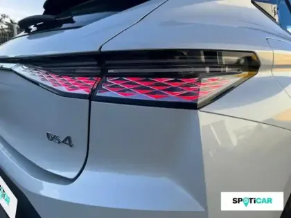 Photo 8 DS DS 4  E-TENSE 225ch Cross Trocadero