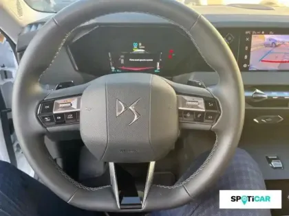 Photo 11 DS DS 4  E-TENSE 225ch Cross Trocadero