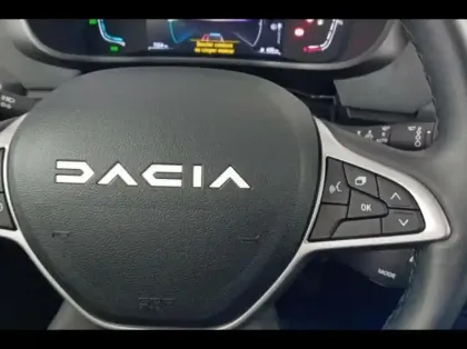 Photo 13 Dacia Jogger  1.6 hybrid 140ch Extreme 7 places -24