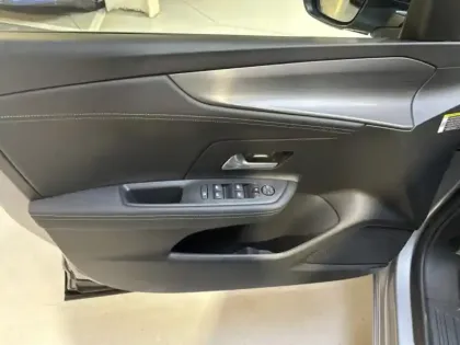 Photo 12 Opel Mokka  1.2 Turbo Hybrid 136ch GS e-DCT6