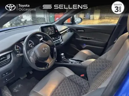 Photo 7 Toyota C-HR  122h Distinctive 2WD E-CVT MY22