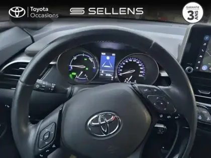 Photo 12 Toyota C-HR  122h Distinctive 2WD E-CVT MY22