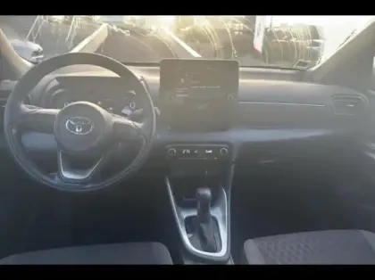 Photo 11 Toyota Yaris  116h Design 5p MY22