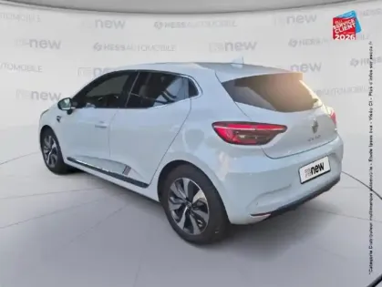 Photo 7 Renault Clio  1.6 E-Tech 140ch Première Edition