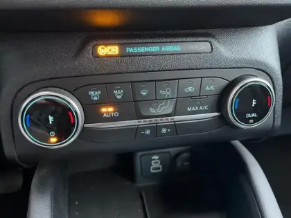 Photo 13 Ford Kuga  2.5 Duratec 225ch PHEV Titanium BVA