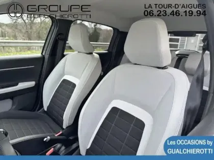 Photo 8 Citroën C3  1.2 Turbo 100ch MAX