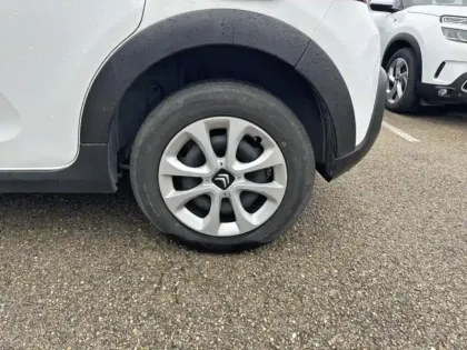 Photo 10 Citroën C3  1.5 BlueHDi 100ch S&S FEEL