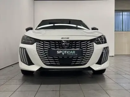 Photo 12 Peugeot 208  1.2 Hybrid 110ch GT e-DCS6