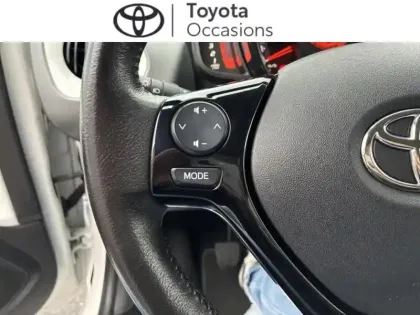 Photo 5 Toyota Aygo  1.0 VVT-i 72ch x-play 5p MY20