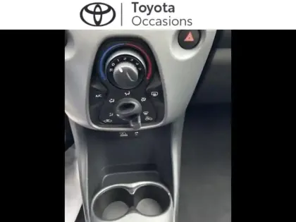 Photo 9 Toyota Aygo  1.0 VVT-i 72ch x-play 5p MY20