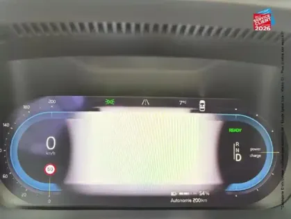 Photo 11 Volvo C40  Recharge 231ch Start