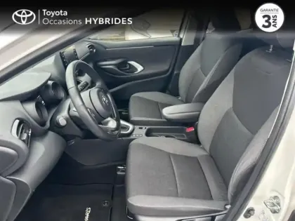 Photo 11 Toyota Yaris  116h Design 5p MY22