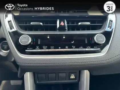 Photo 14 Toyota Corolla  CROSS 1.8 140ch Design MY24