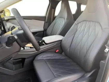 Photo 7 Ford Explorer  286ch Extended Range 77kWh Pack Premium RWD