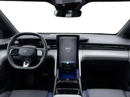 Photo 20 Ford Capri  286ch Extended Range 77kWh Pack Premium RWD