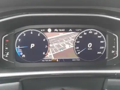 Photo 8 Volkswagen T-roc  1.5 TSI EVO 150ch R-Line DSG7