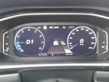 Photo 9 Volkswagen T-roc  1.5 TSI EVO 150ch R-Line DSG7