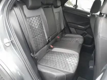 Photo 6 Volkswagen T-roc  1.5 TSI EVO 150ch R-Line DSG7