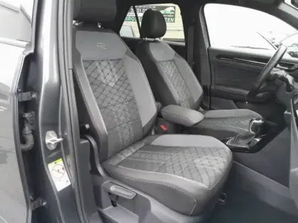 Photo 5 Volkswagen T-roc  1.5 TSI EVO 150ch R-Line DSG7